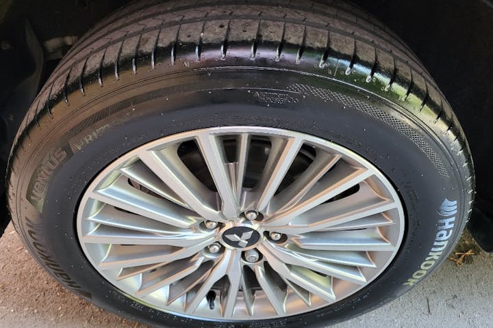  Mitsubishi Outlander PHEV 2.4h Twinmotor 13.8kwh Dynamic SUV 5dr Petrol Plug In Hybrid Cvt 4wd Euro 6 (s/s) (224 Ps) 2020
