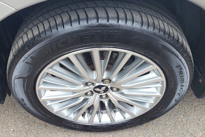  Mitsubishi Outlander PHEV 2.4h Twinmotor 13.8kwh 4h SUV 5dr Petrol Plug In Hybrid Cvt 4wd Euro 6 (s/s) (209 Ps) 2018