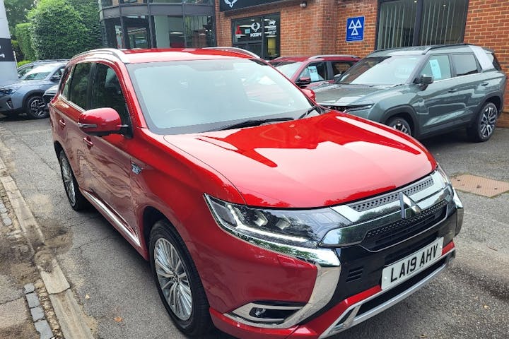  Mitsubishi Outlander PHEV 2.4h Twinmotor 13.8kwh 4h SUV 5dr Petrol Plug In Hybrid Cvt 4wd Euro 6 (s/s) (209 Ps) 2019