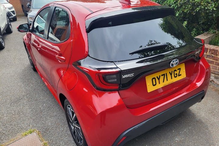  Toyota Yaris 1.5 VVT H Design Hatchback 5dr Petrol Hybrid E Cvt Euro 6 (s/s) (116 Ps) 2021