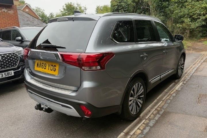  Mitsubishi Outlander 2.0 Mivec Exceed SUV 5dr Petrol Cvt 4wd Euro 6 (s/s) (150 Ps) 2019