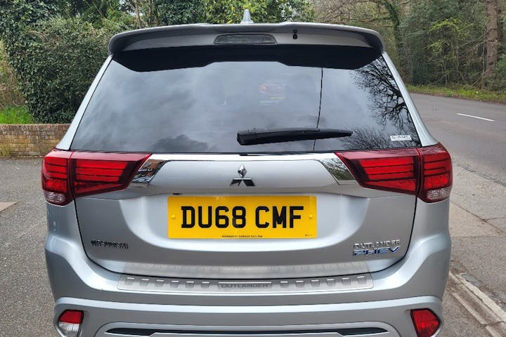  Mitsubishi Outlander PHEV 2.4h Twinmotor 13.8kwh 4h SUV 5dr Petrol Plug In Hybrid Cvt 4wd Euro 6 (s/s) (209 Ps) 2018