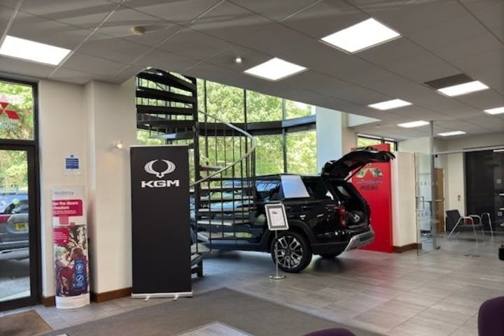  Mitsubishi Outlander PHEV 2.4h Twinmotor 13.8kwh 4h SUV 5dr Petrol Plug In Hybrid Cvt 4wd Euro 6 (s/s) (209 Ps) 2019