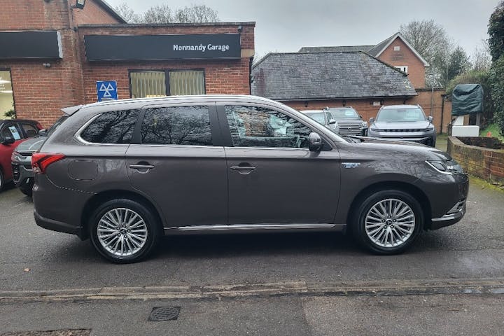  Mitsubishi Outlander PHEV 2.4h Twin Motor 13.8kwh 4h SUV 5dr Petrol Plug In Hybrid Cvt 4wd Euro 6 (s/s) (209 Ps) 2019