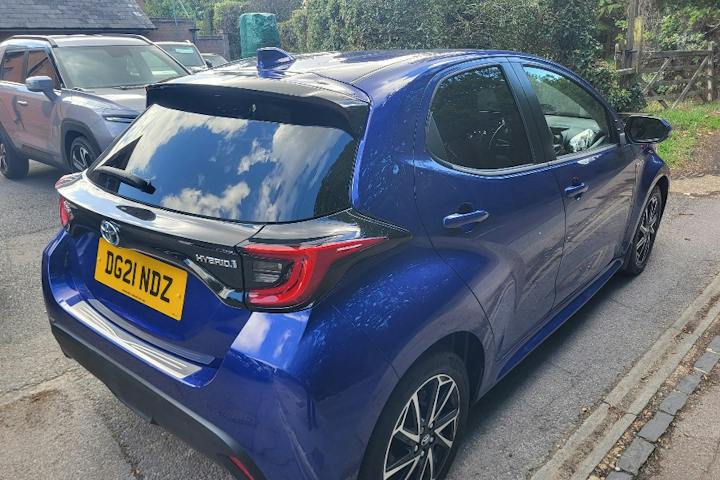  Toyota Yaris 1.5 VVT H Design Hatchback 5dr Petrol Hybrid E Cvt Euro 6 (s/s) (116 Ps) 2021