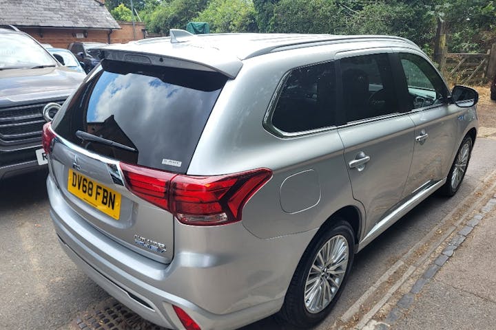  Mitsubishi Outlander PHEV 2.4h Twinmotor 13.8kwh 4h SUV 5dr Petrol Plug In Hybrid Cvt 4wd Euro 6 (s/s) (209 Ps) 2018